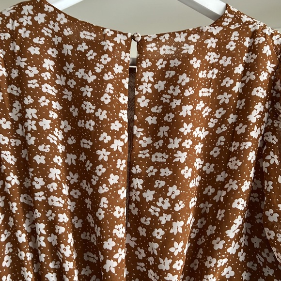 Hayden Los Angeles Floral Brown Maxi Dress with Pockets - Picture 8 of 8